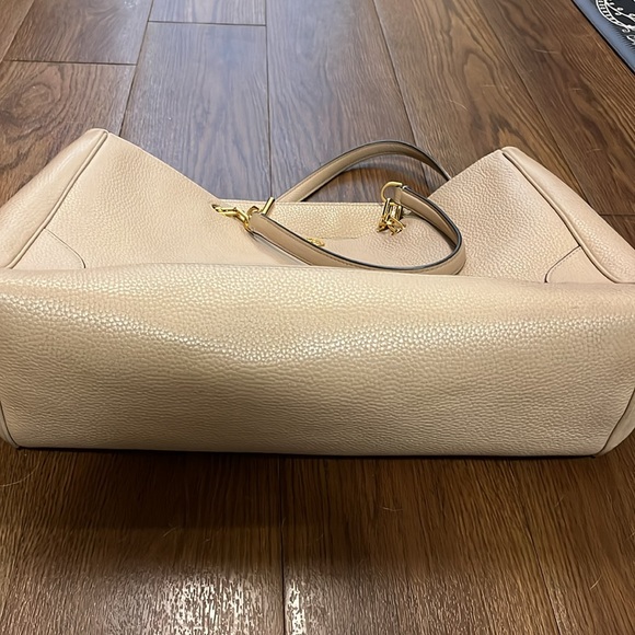 Tory Burch Carter Tote Nude Pink Pebbled Leather - Picture 9 of 10